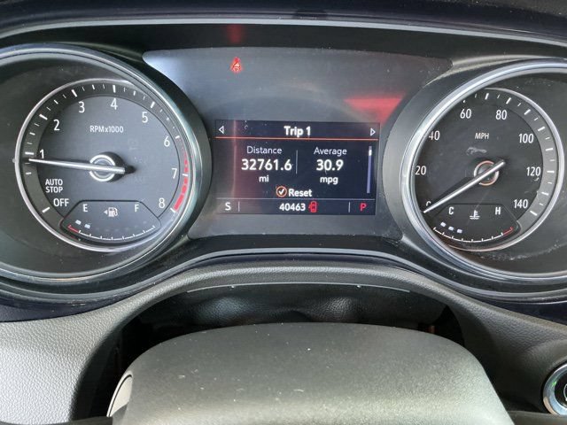 Used 2022 Buick Encore GX Select w/ Sport Touring Package FWD image 29