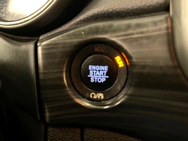 Used 2021 Jeep Grand Cherokee Laredo image 18