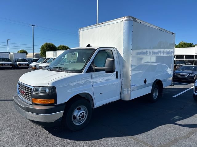 New 2024 GMC Savana 3500 w/ Power Convenience Package RWD image 2