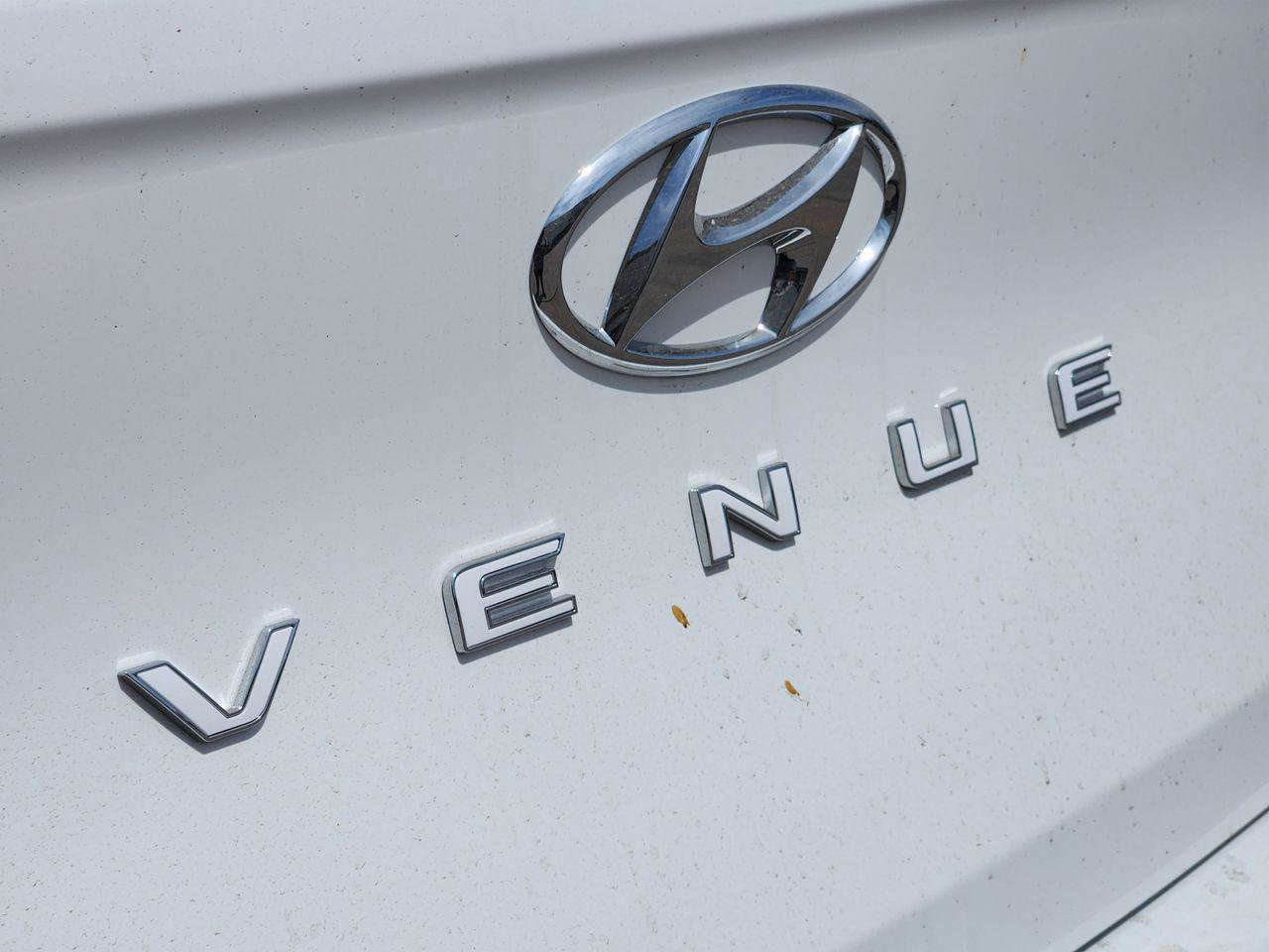 New 2026 Hyundai Venue SEL FWD image 8