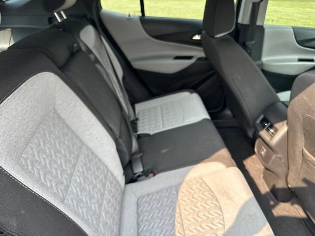 Used 2023 Chevrolet Equinox LS FWD image 23