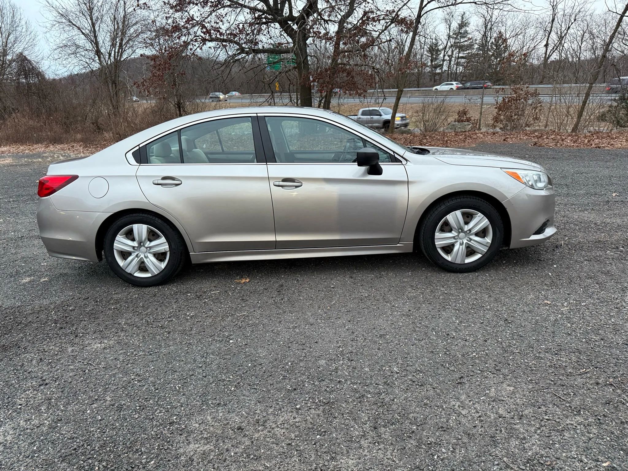 Used 2015 Subaru Legacy 2.5i image 3