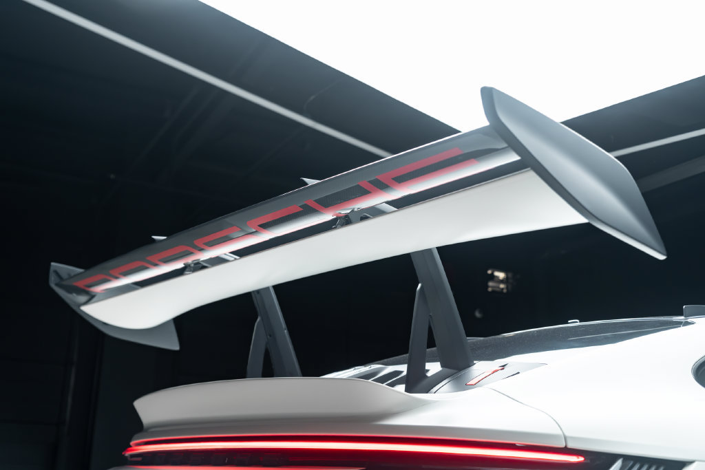 Used 2023 Porsche 911 GT3 RS w/ Weissach Package RWD image 16