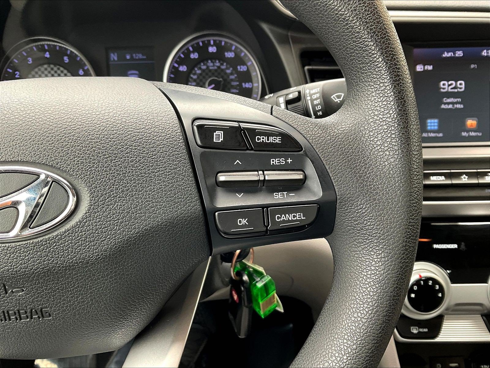 Used 2019 Hyundai Elantra SEL FWD image 11