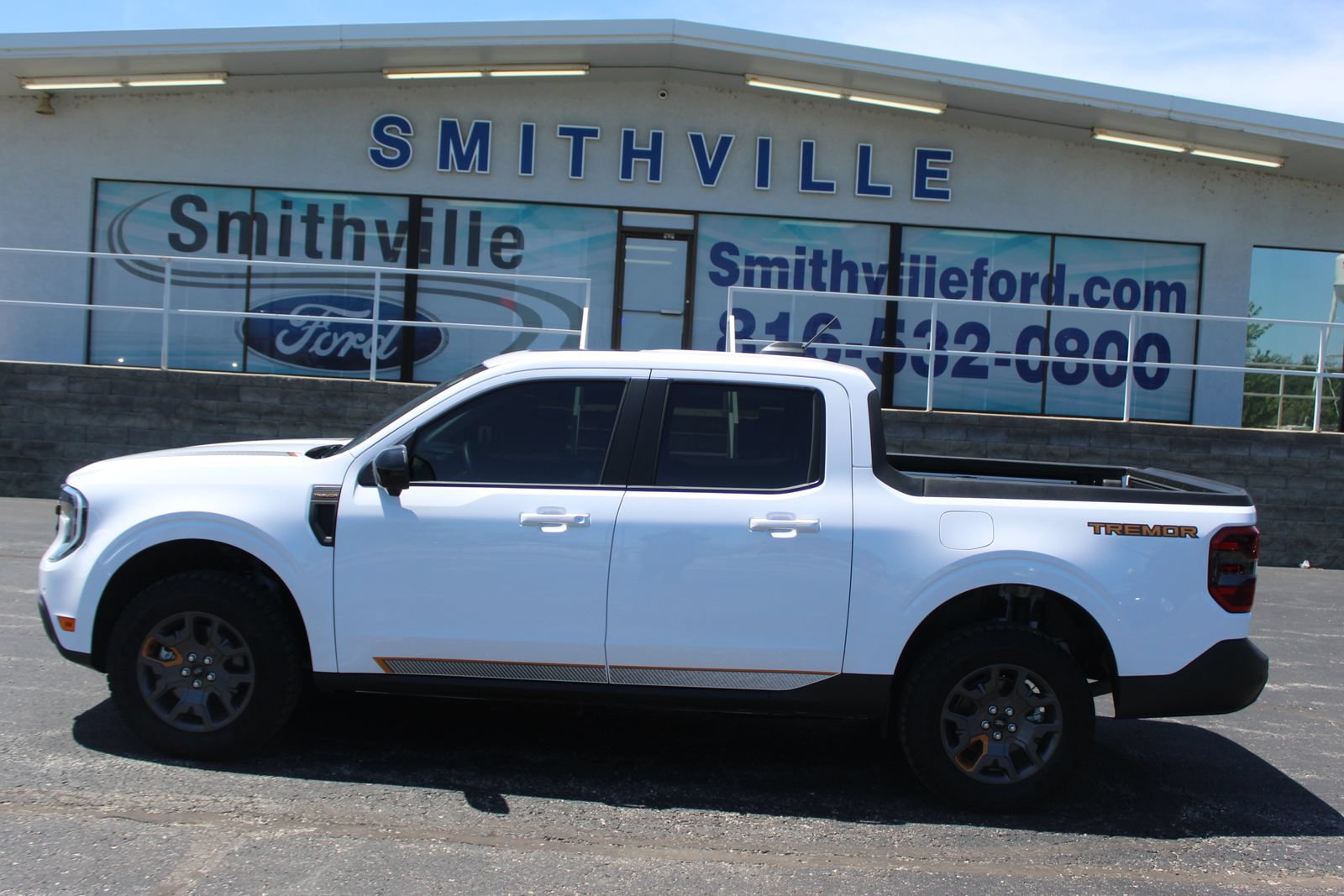 Used 2025 Ford Maverick Tremor AWD/4WD image 5