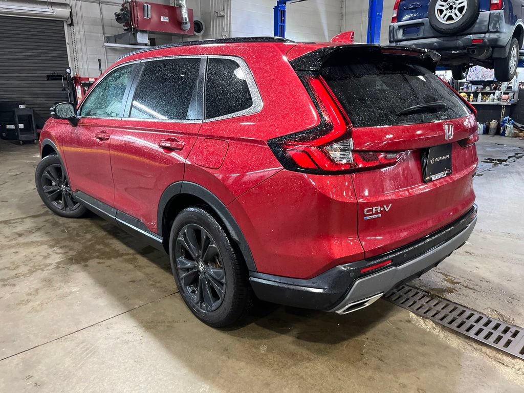 Used 2024 Honda CR-V Sport Touring image 8