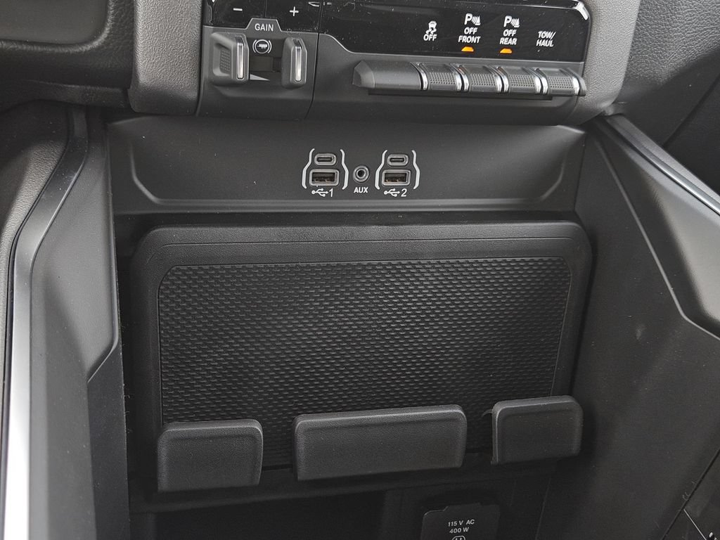 New 2026 RAM 1500 Lone Star w/ Night Edition AWD/4WD image 29