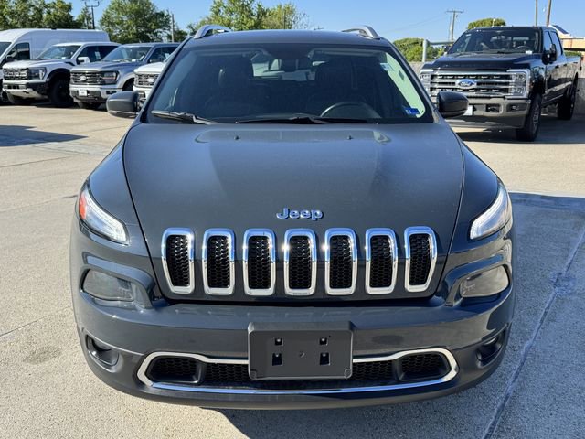 Used 2018 Jeep Cherokee Limited AWD/4WD image 2