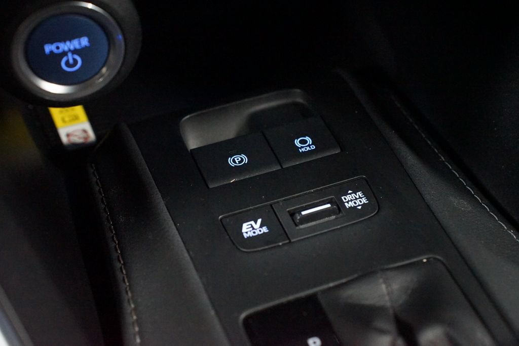 Certified 2021 Toyota Venza LE AWD/4WD image 21