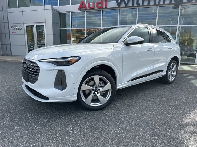 New 2025 Audi Q5 Premium Plus