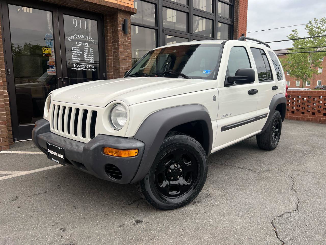 Used 2004 Jeep Liberty Sport w/ PWR Convenience Group AWD/4WD image 1