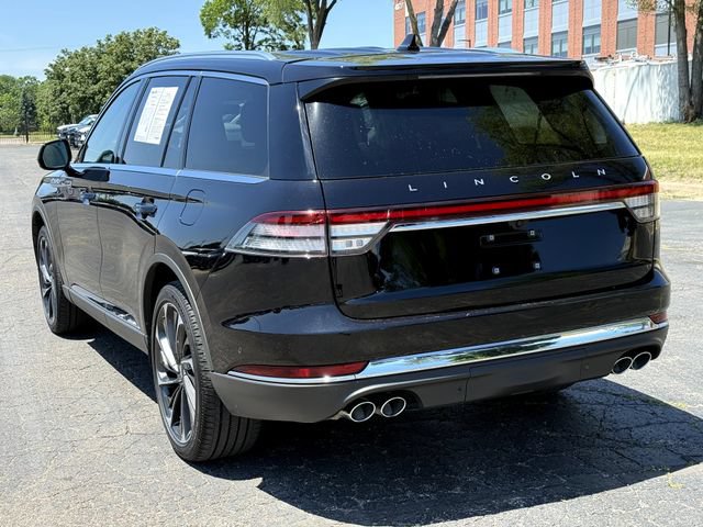 Certified 2023 Lincoln Aviator Black Label w/ Dynamic Handling Package AWD/4WD image 3