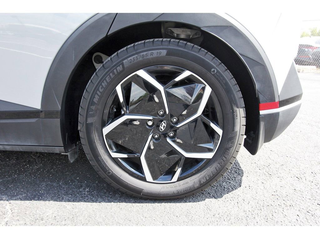 Certified 2024 Hyundai Ioniq 5 SEL image 33