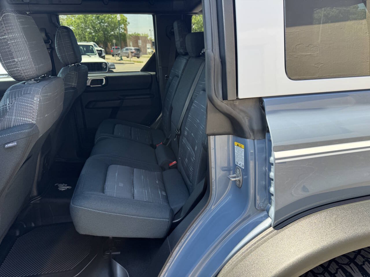 Used 2023 Ford Bronco Heritage Edition AWD/4WD image 8