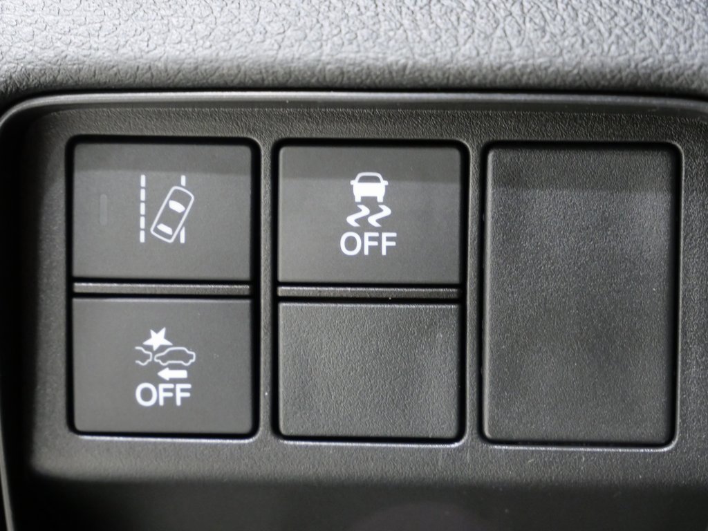 Used 2020 Honda CR-V LX image 14