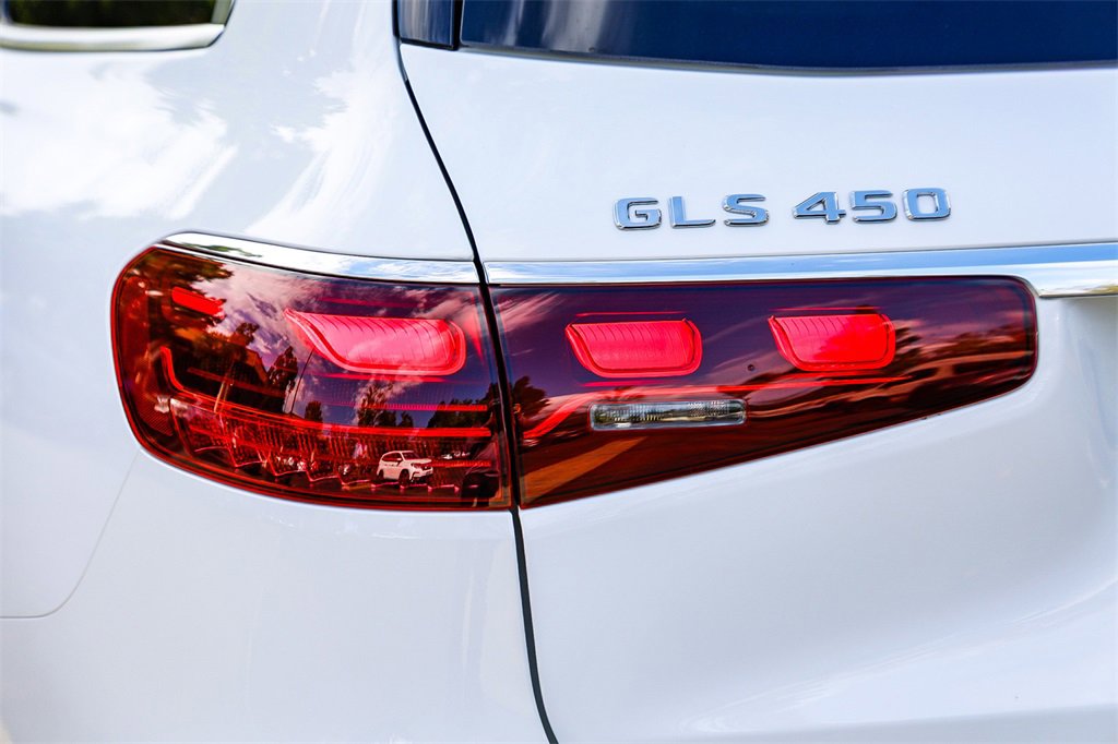 New 2026 Mercedes-Benz GLS 450 4MATIC image 8