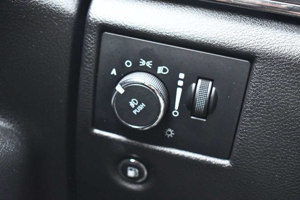 Used 2021 Jeep Grand Cherokee Limited X image 27