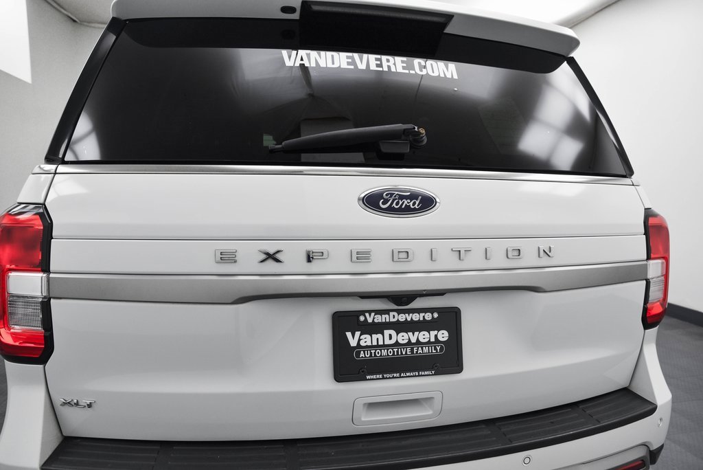 Used 2024 Ford Expedition XLT image 6