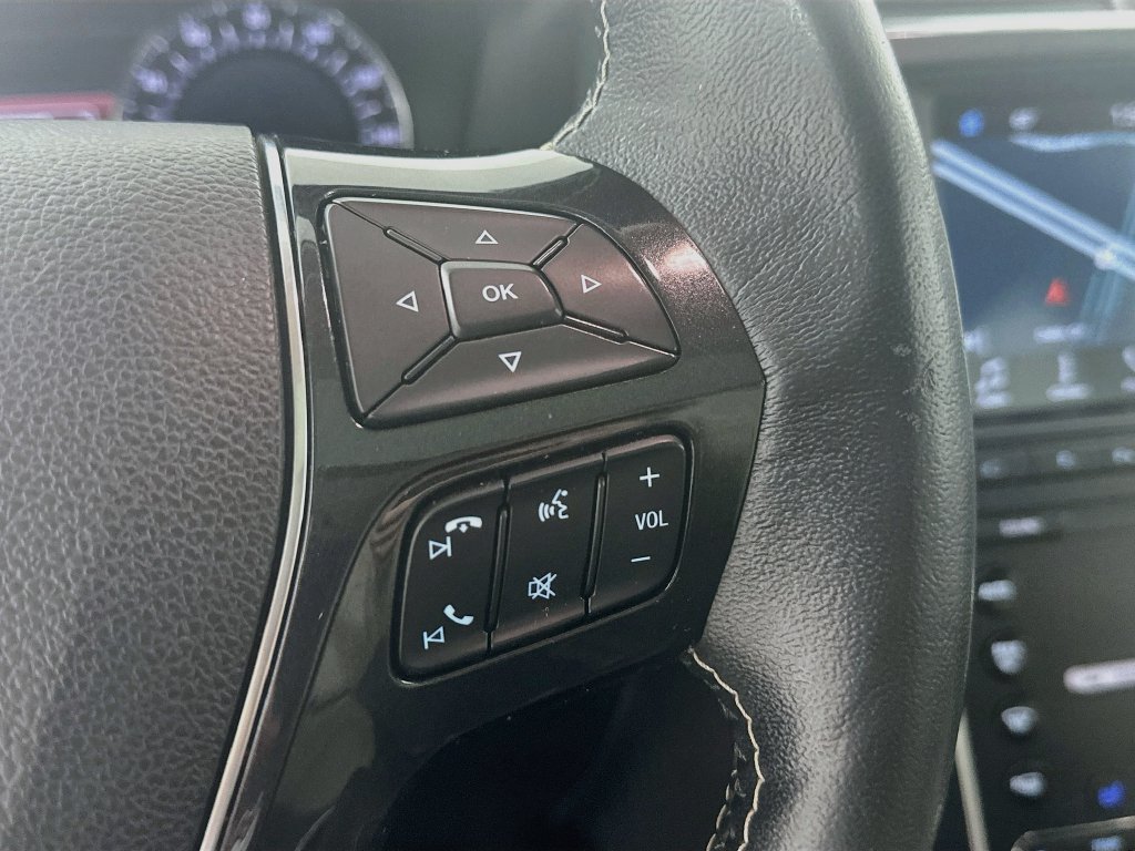 Used 2019 Ford Explorer Platinum AWD/4WD image 13