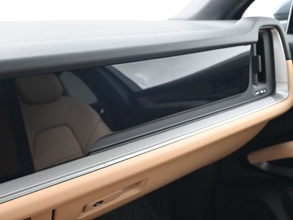 New 2026 Porsche Cayenne Coupe image 23