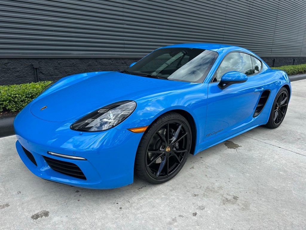 Used 2025 Porsche 718 Cayman image 13