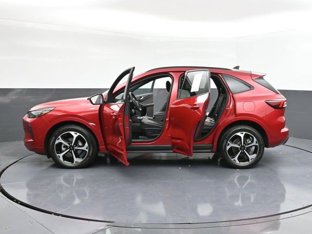 Used 2024 Ford Escape ST-Line Elite w/ Premium Technology Package image 40