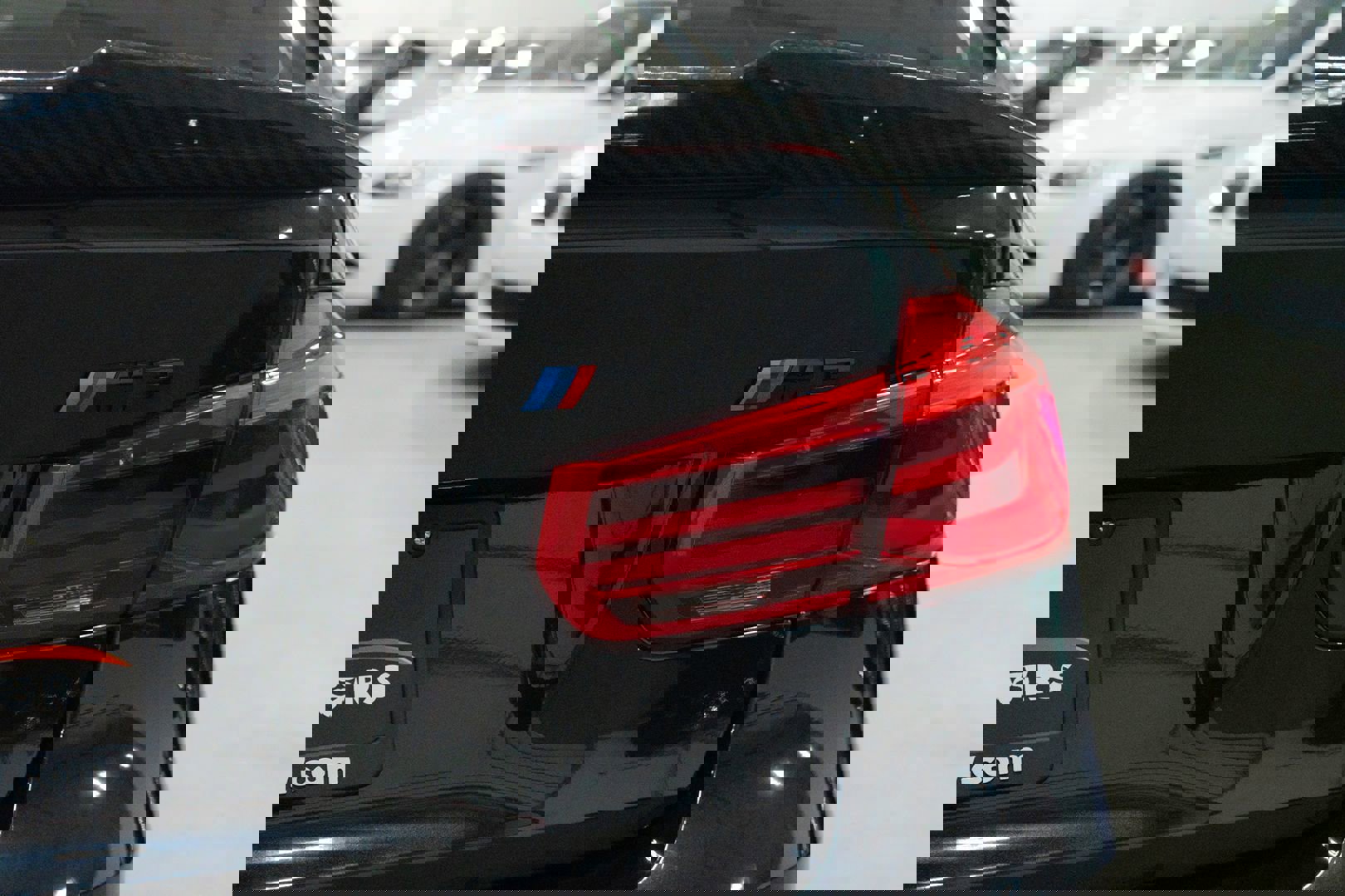 Used 2018 BMW M3 image 9