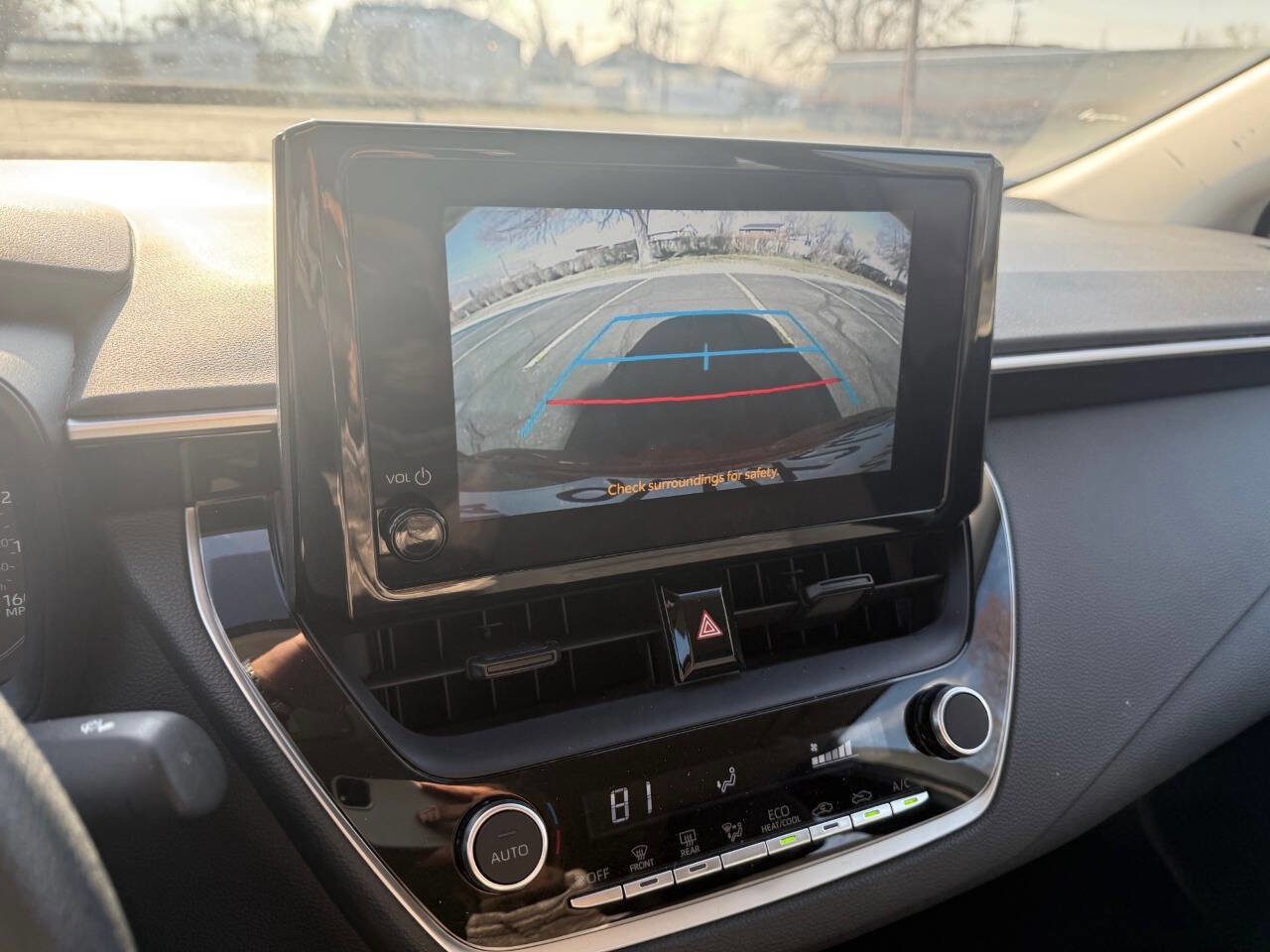 Used 2024 Toyota Corolla LE image 12