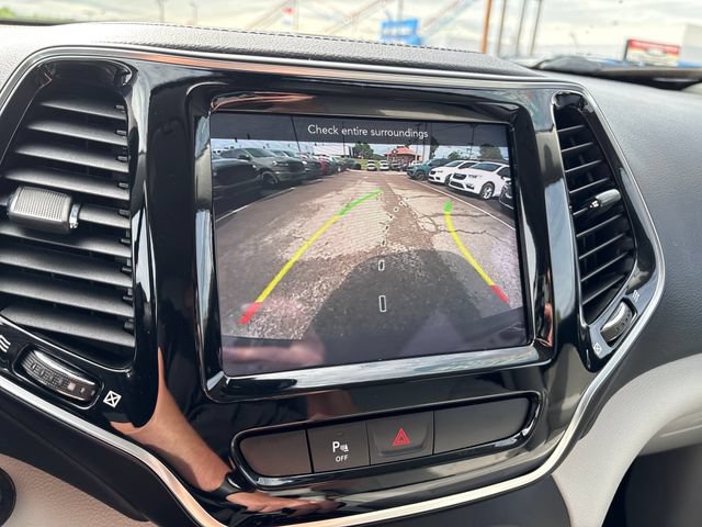 Used 2020 Jeep Cherokee Limited AWD/4WD image 14