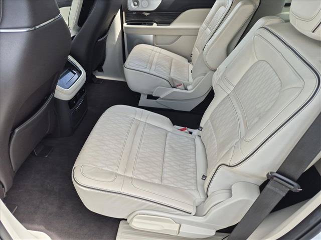 Used 2022 Lincoln Navigator Black Label AWD/4WD image 19