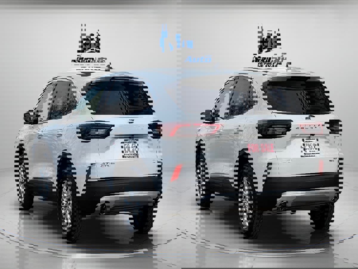 Used 2023 Ford Escape Active w/ Tech Pack #2 image 8