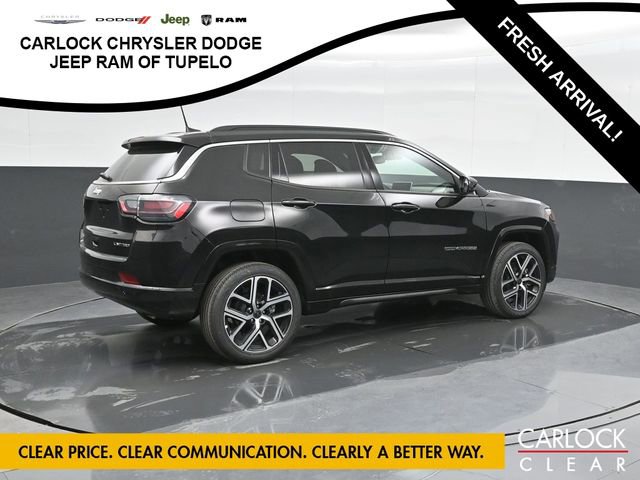 Used 2025 Jeep Compass Limited w/ Elite Group image 3