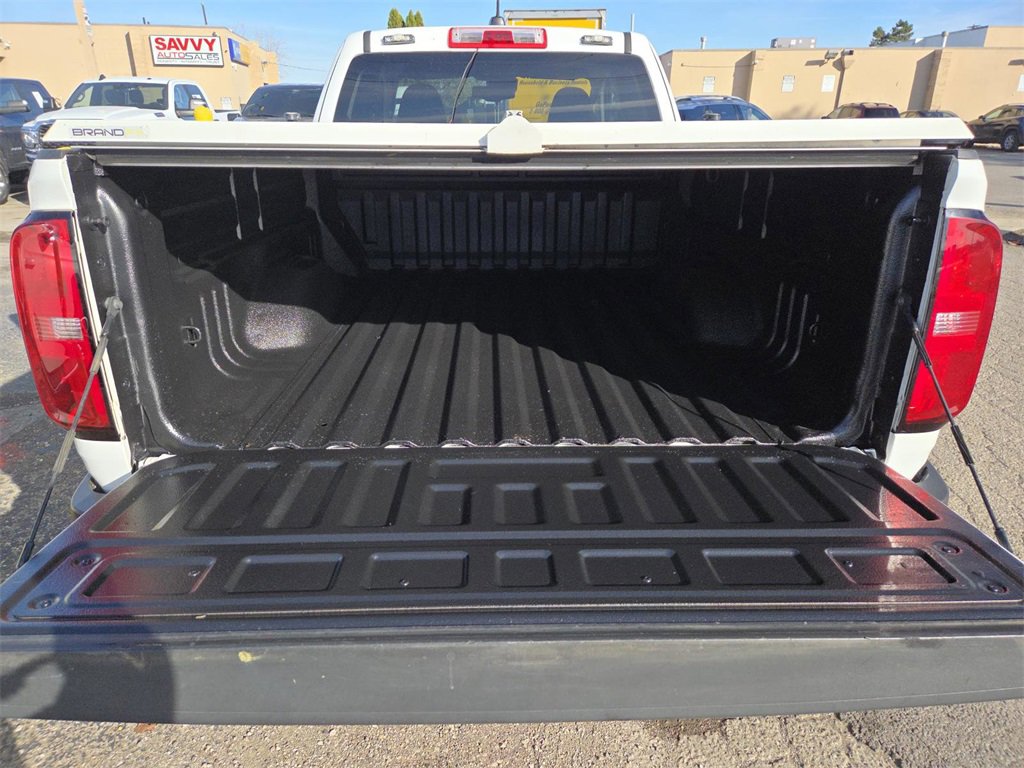 Used 2022 Chevrolet Colorado LT w/ Fleet Safety Package image 18