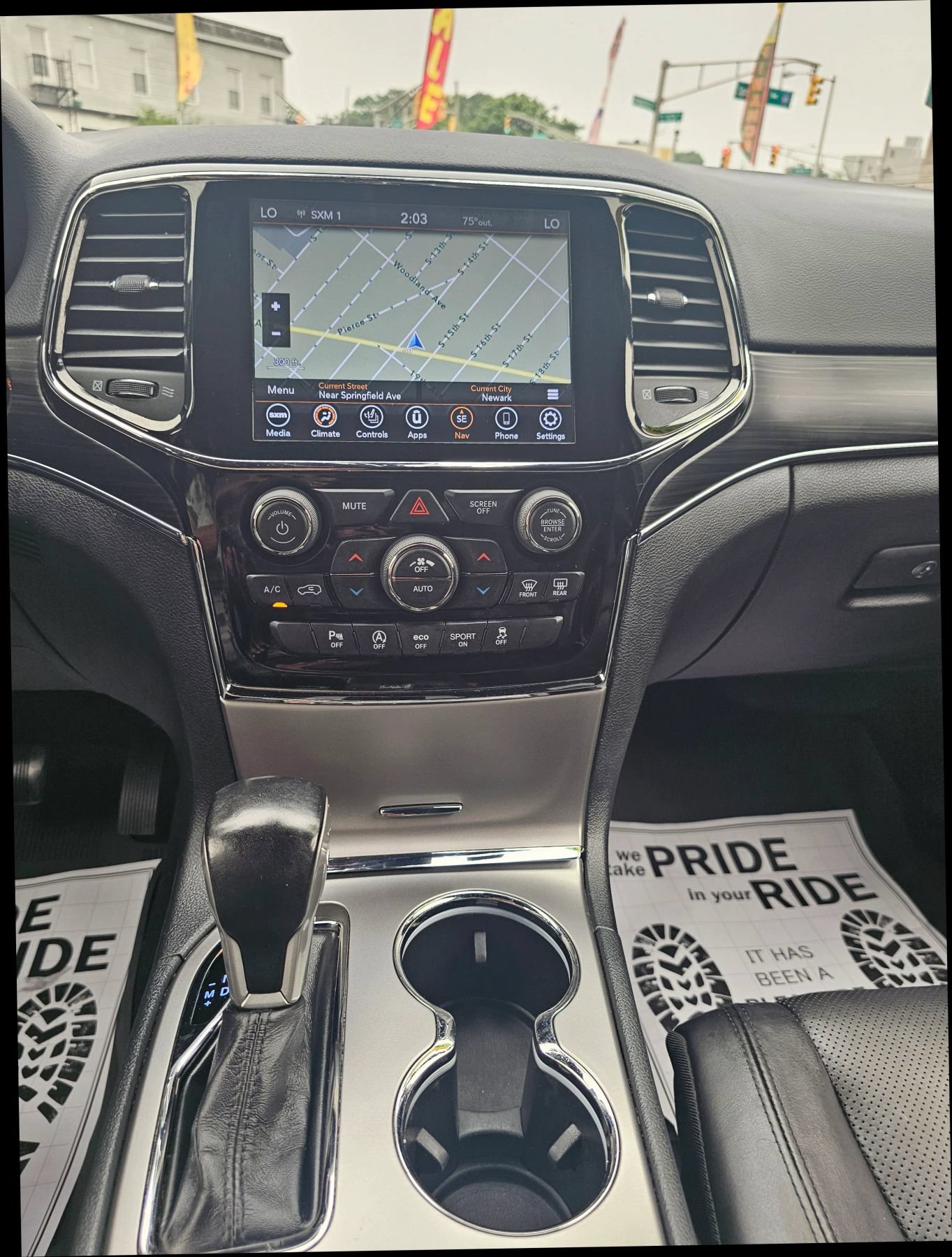 Used 2020 Jeep Grand Cherokee Limited w/ Luxury Group II AWD/4WD image 27