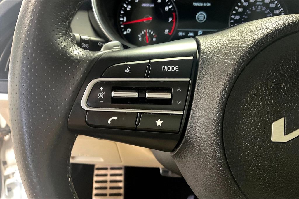 Used 2023 Kia Stinger GT2 image 24