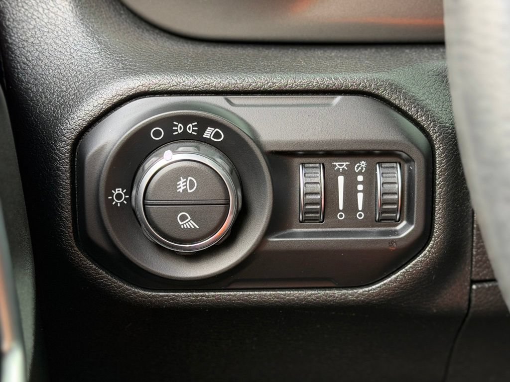 Used 2021 Jeep Gladiator Sport AWD/4WD image 21
