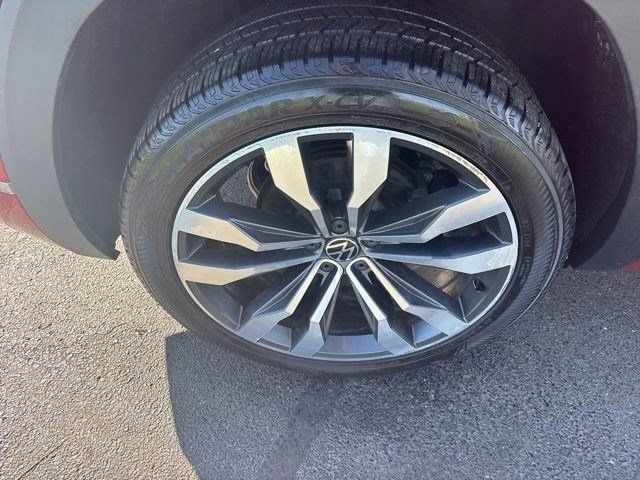 Used 2021 Volkswagen Atlas Cross Sport SEL Premium R-Line AWD/4WD image 45