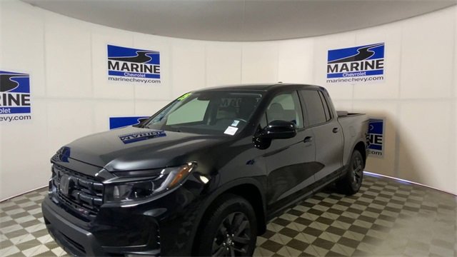 Used 2025 Honda Ridgeline Sport image 6