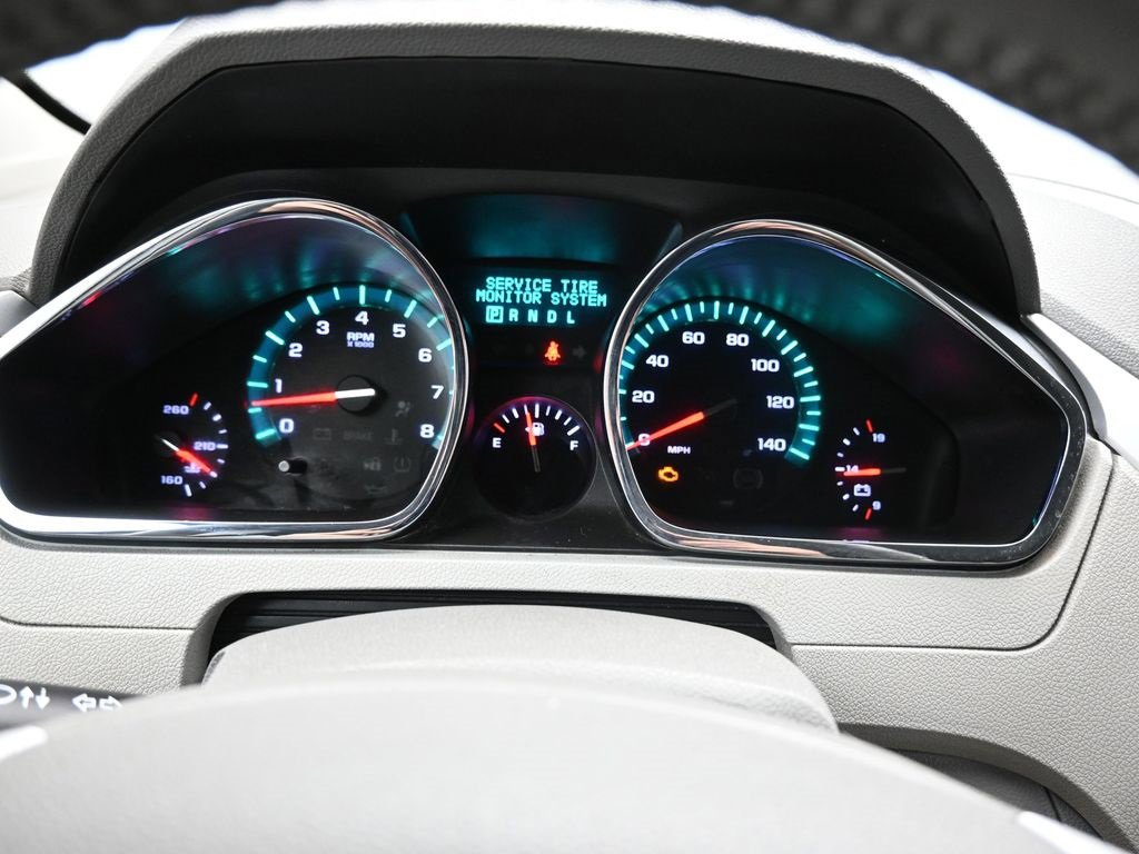 Used 2009 Chevrolet Traverse LT image 14