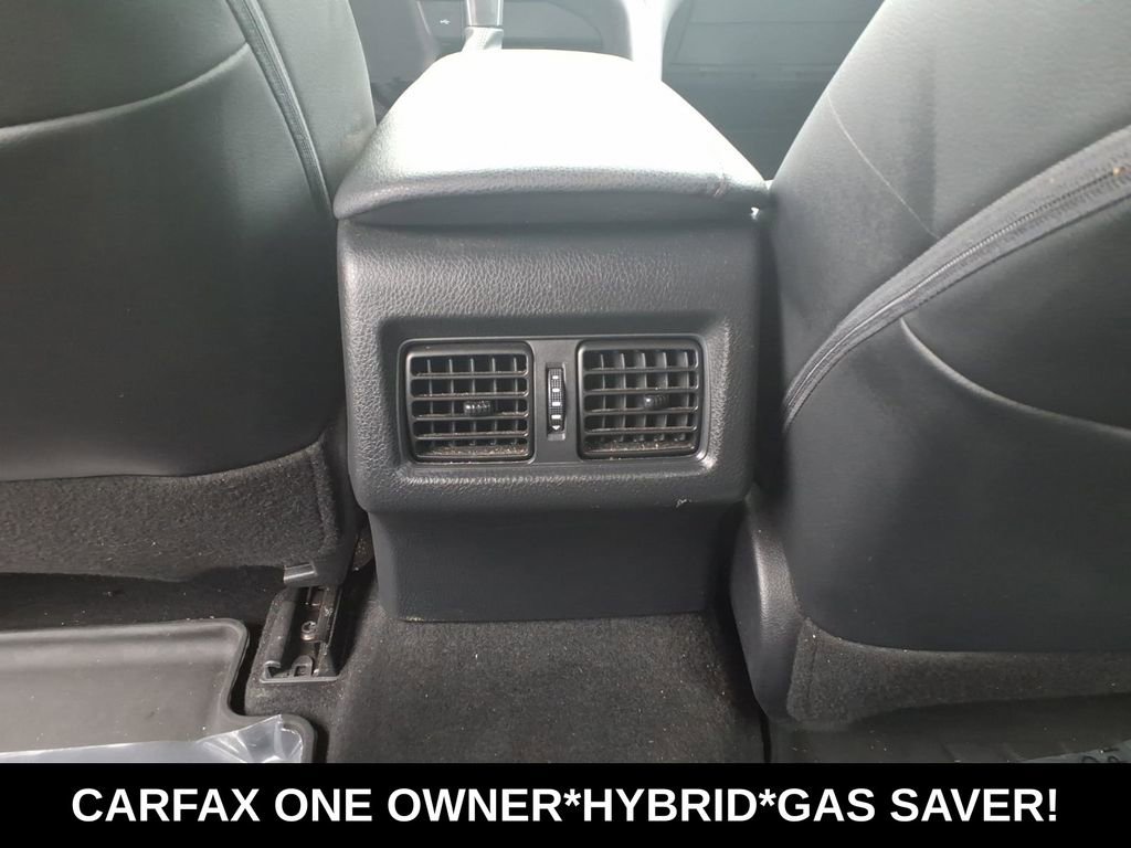 Used 2020 Toyota Camry XLE FWD image 27