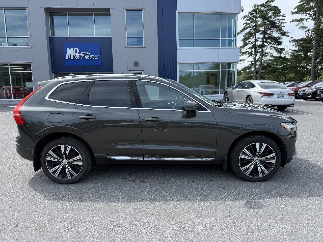 Used 2022 Volvo XC60 B6 Inscription w/ Advanced Package AWD/4WD image 6