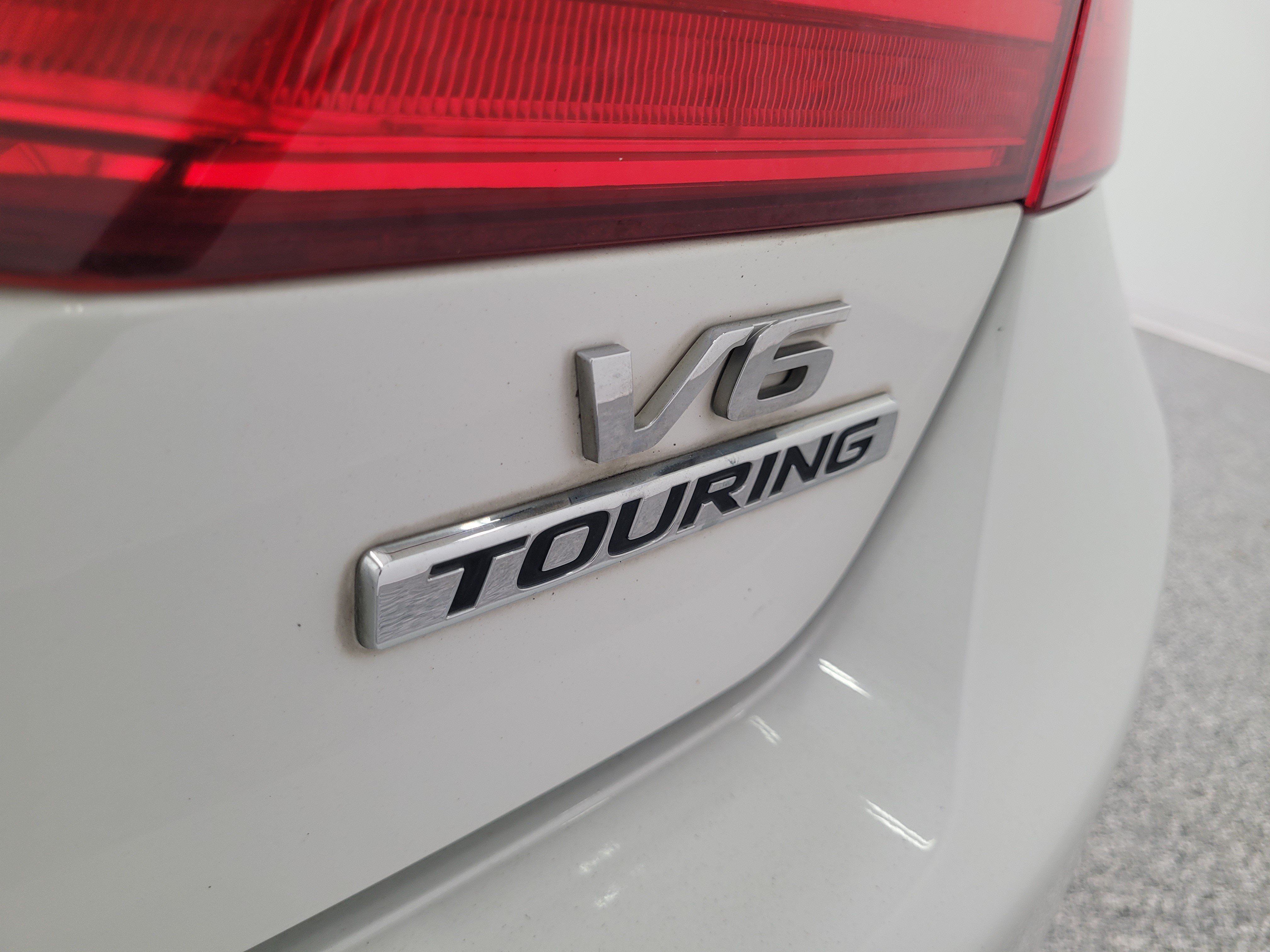 Used 2014 Honda Accord Touring image 6