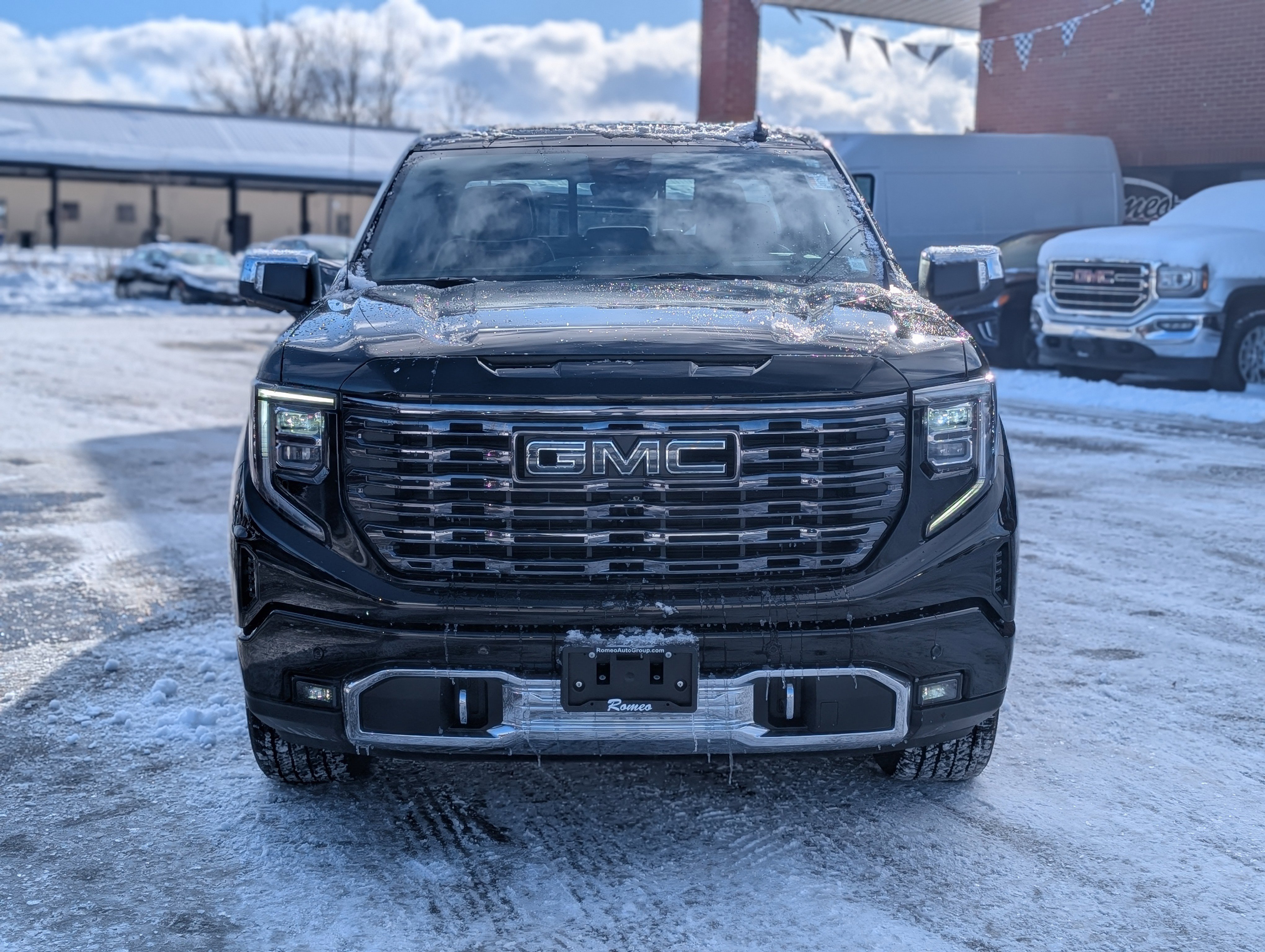 Used 2025 GMC Sierra 1500 Denali Ultimate image 14