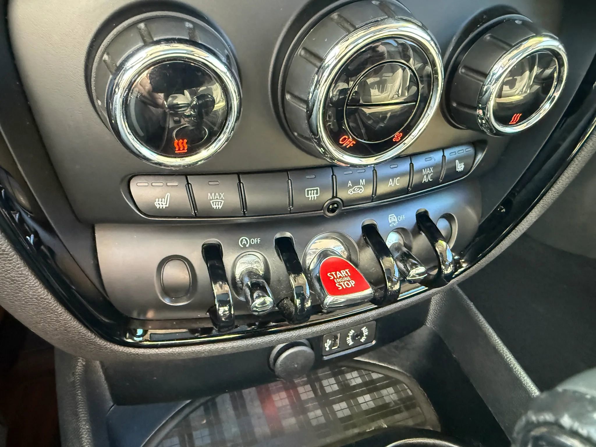 Used 2017 MINI Cooper Clubman image 19