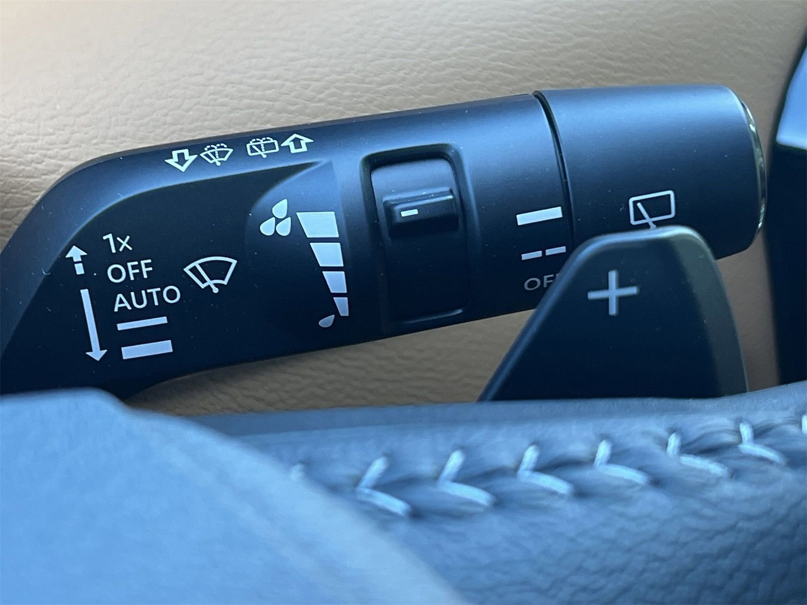 New 2025 Nissan Armada SL w/ Captain's Chari Seat Package image 14