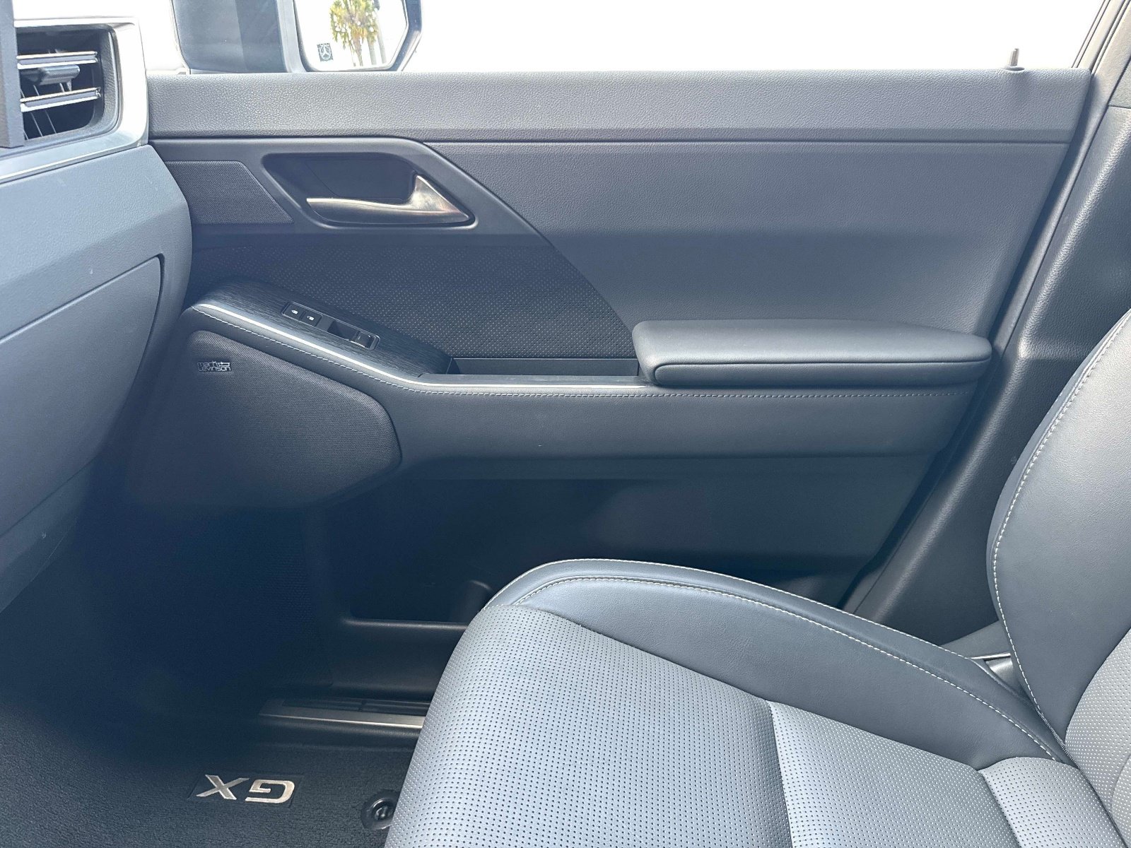 Certified 2025 Lexus GX 550 w/ Accessory Package (Z1) AWD/4WD image 24