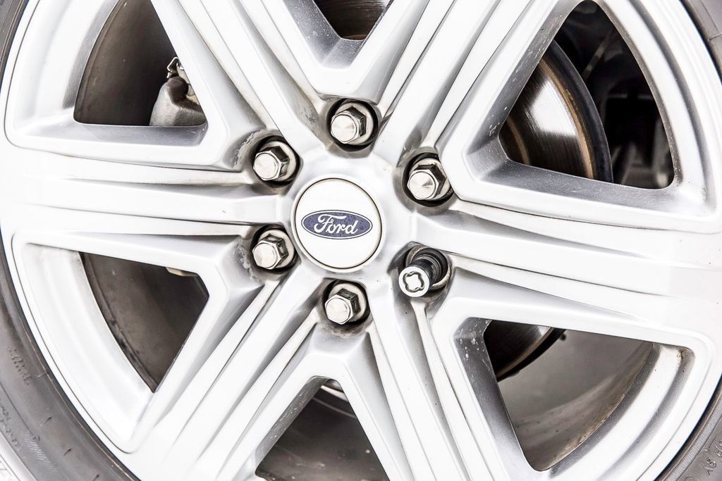 Used 2019 Ford Expedition XLT w/ Equipment Group 202A RWD image 41