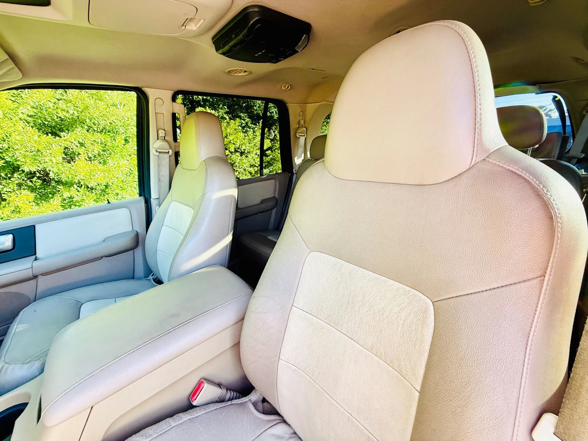 Used 2004 Ford Expedition Eddie Bauer image 58