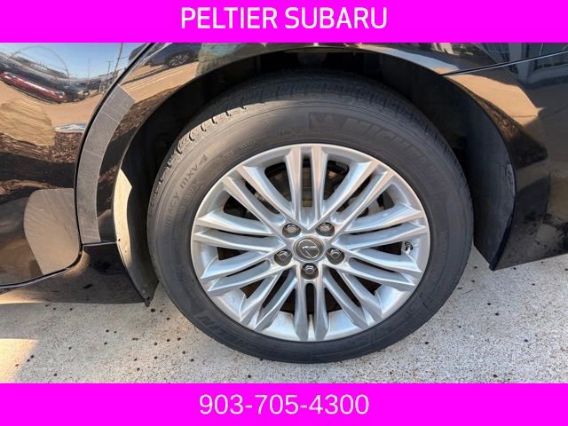 Used 2014 Lexus ES 350 w/ Luxury Package image 4