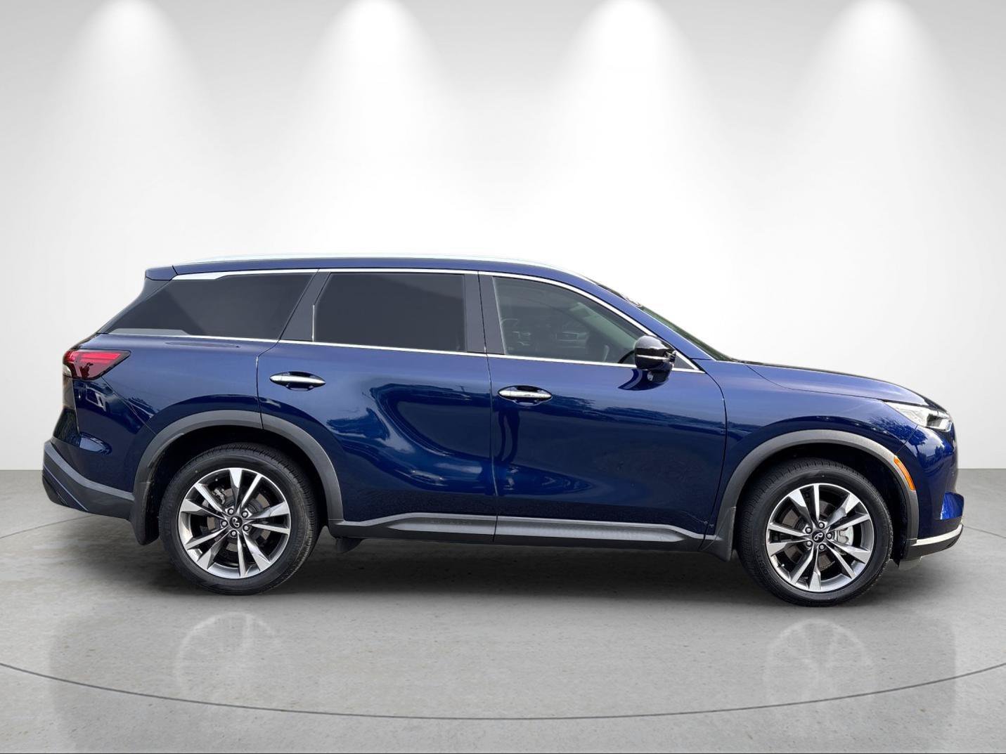 Used 2024 INFINITI QX60 Luxe FWD image 6